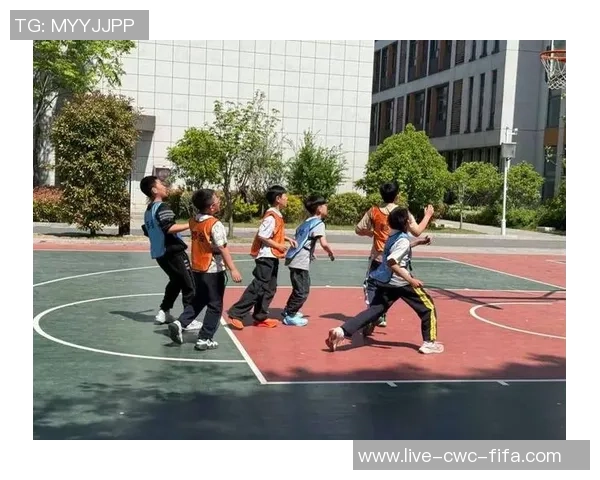 篮球丝的魅力与技巧探讨如何提升你的篮球水平与团队协作能力 篮球丝的魅力与技巧探讨如何提升你的篮球水平与团队协作能力